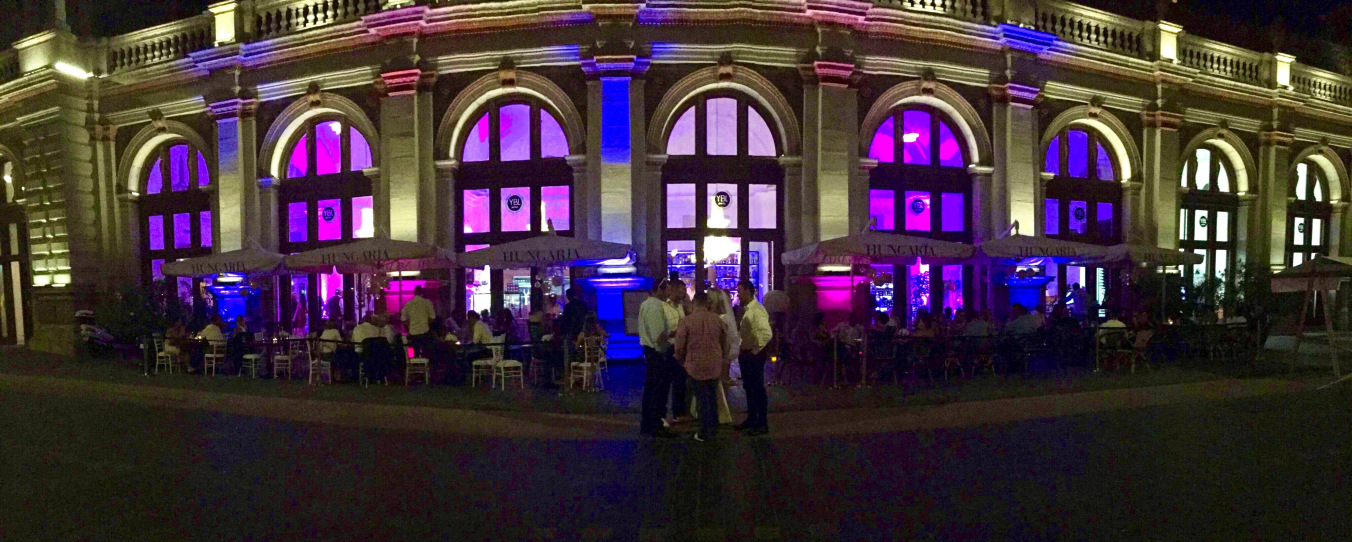 épület fényfestés bérlés